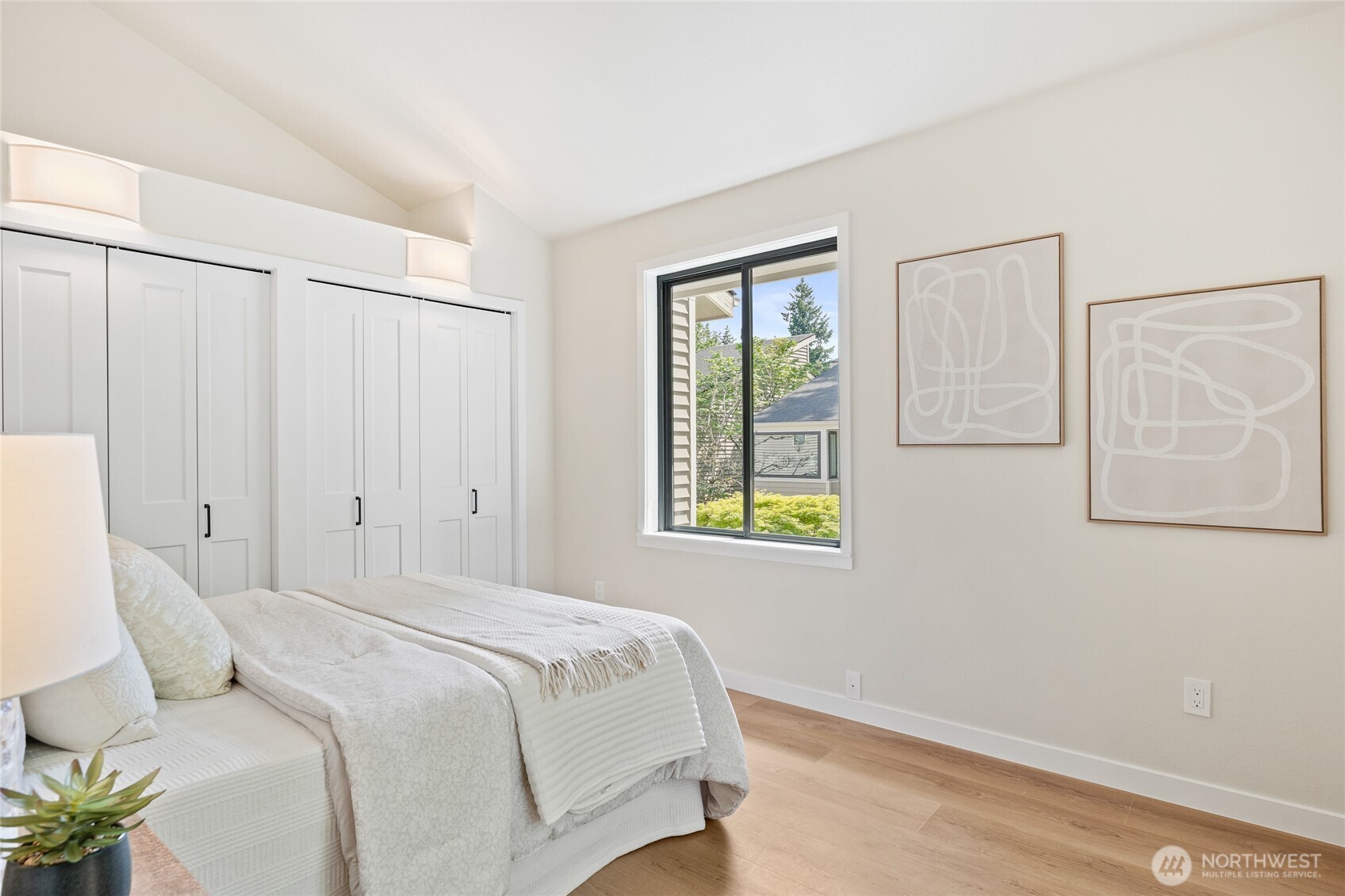 1400 Bellevue Way SE Bellevue WA 98004