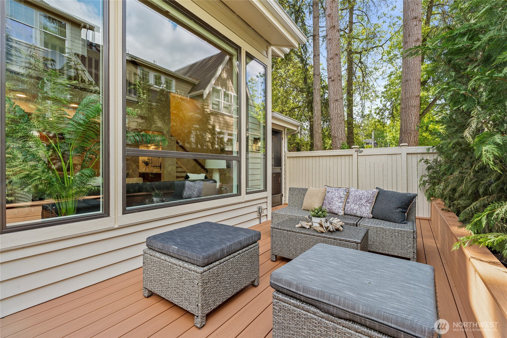 1400 Bellevue Way SE Bellevue WA 98004