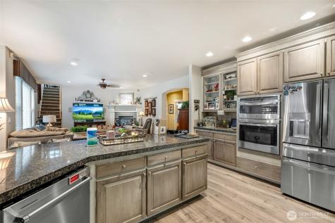 27565 265th Court SE Ravensdale WA 98051