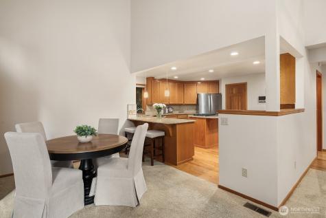 275 Mt Quay Drive NW Issaquah WA 98027