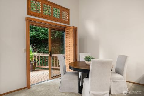 275 Mt Quay Drive NW Issaquah WA 98027