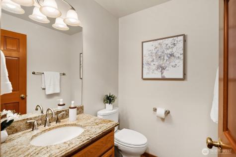 275 Mt Quay Drive NW Issaquah WA 98027