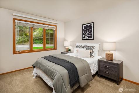 275 Mt Quay Drive NW Issaquah WA 98027