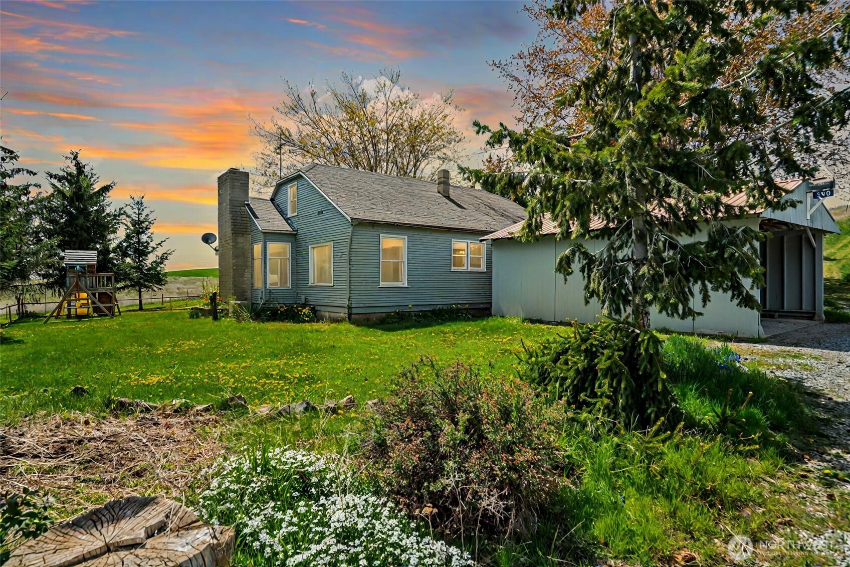 390 Road L NW Waterville WA 98858