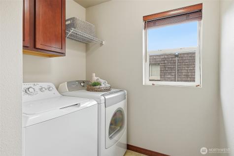 2502 204th Place SW Lynnwood WA 98036