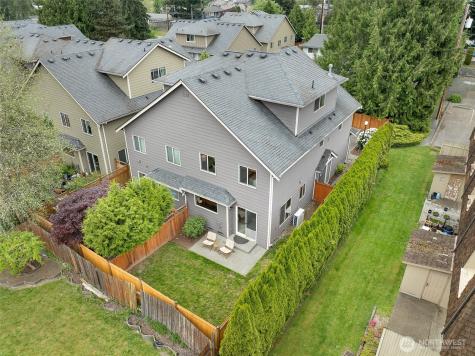 2502 204th Place SW Lynnwood WA 98036