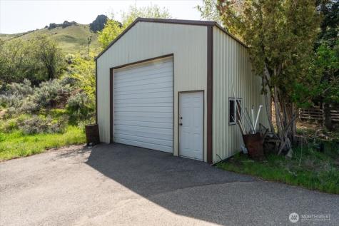 1531 Millerdale Avenue Wenatchee WA 98801
