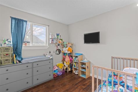 1711 4th Avenue NW Puyallup WA 98371