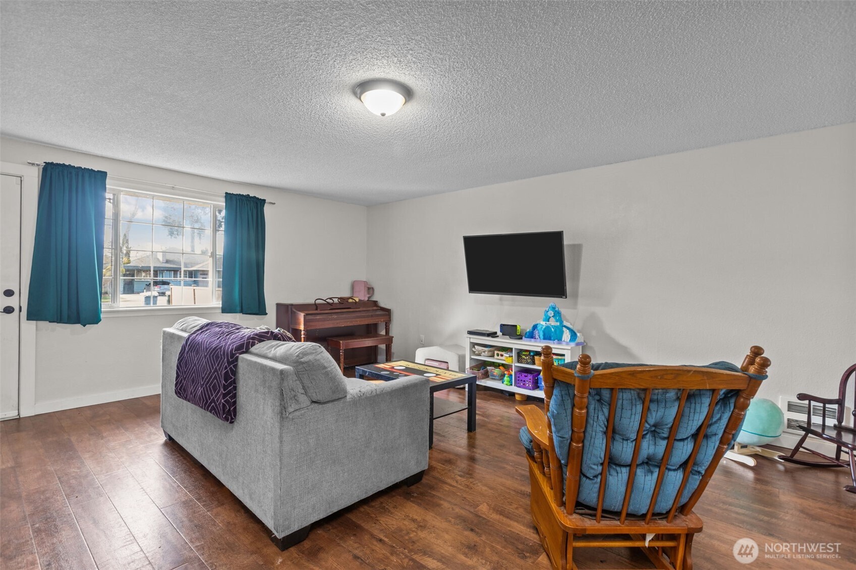 1711 4th Avenue NW Puyallup WA 98371