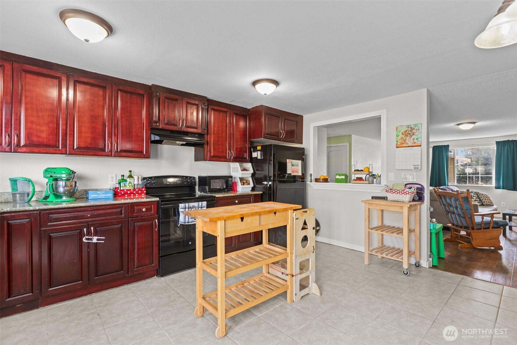 1711 4th Avenue NW Puyallup WA 98371