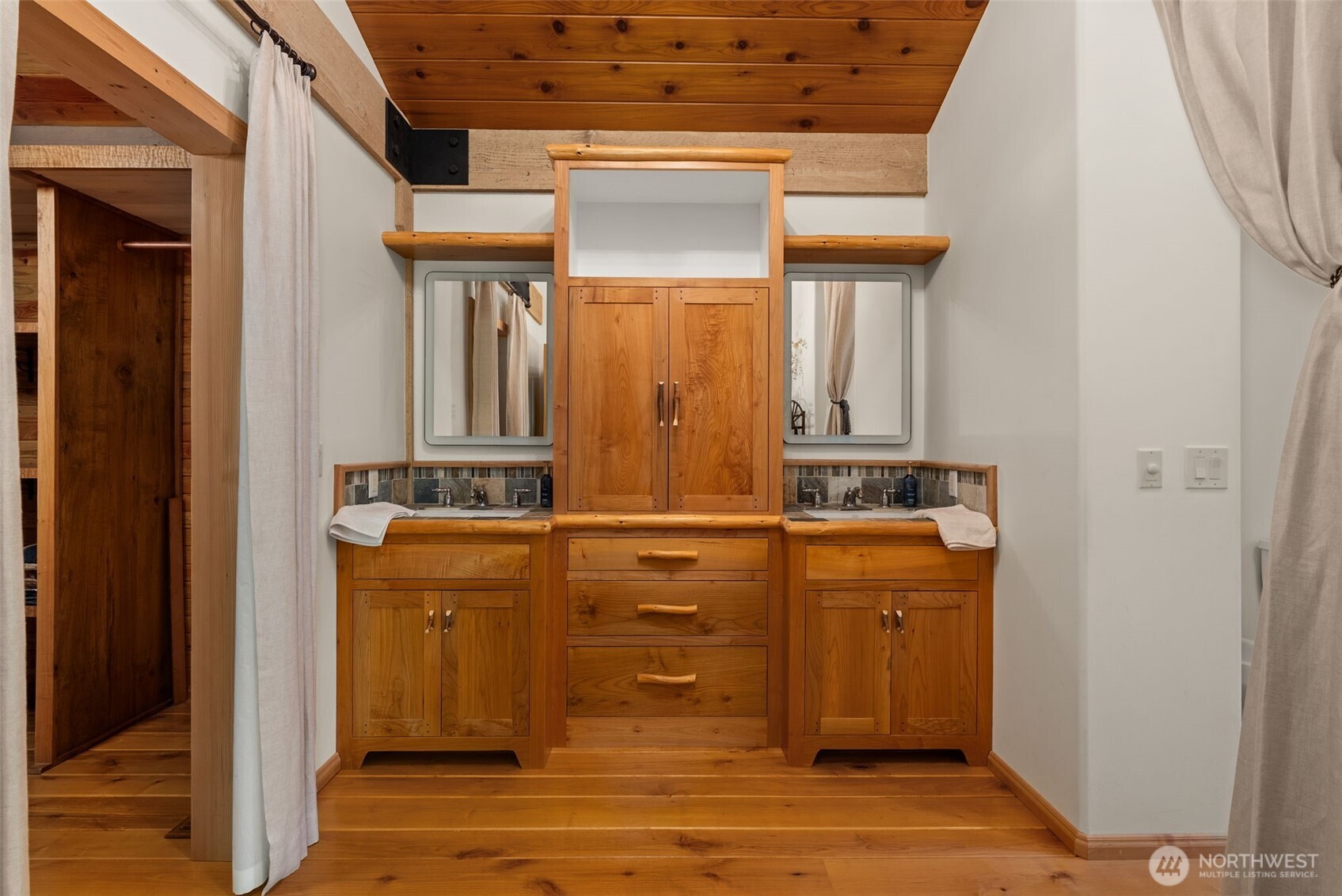 299 Conrad Road Winlock WA 98596