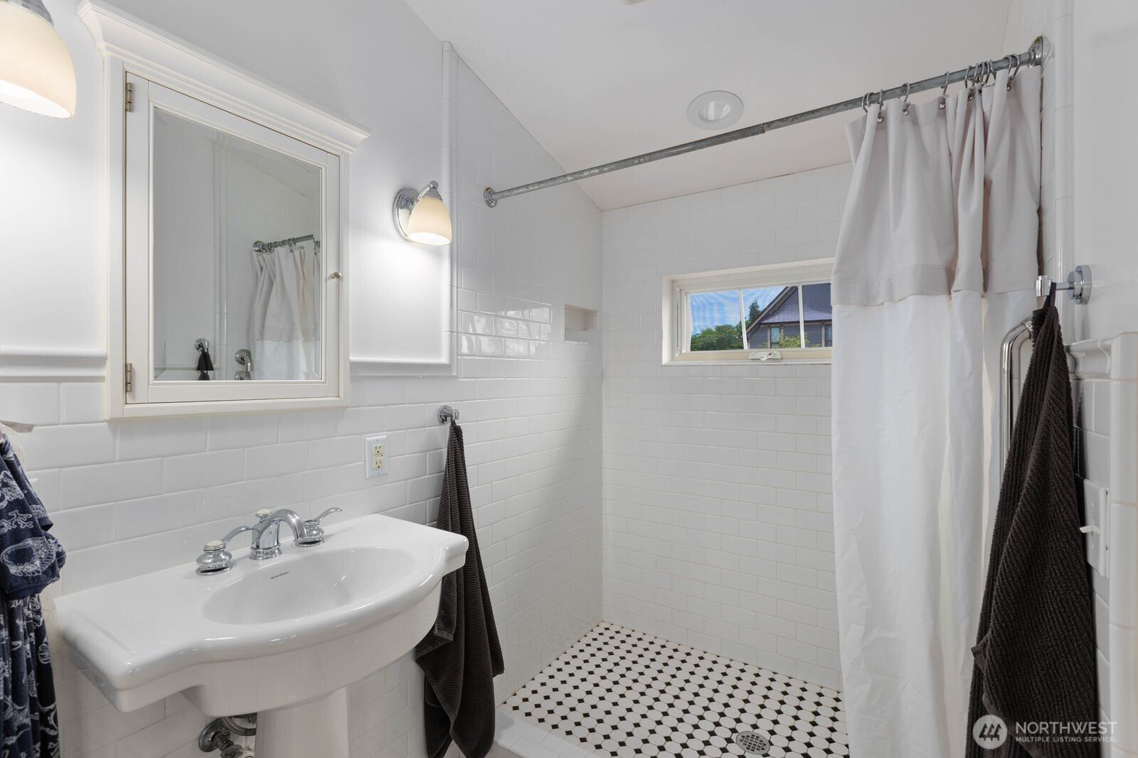 1720 Knox Avenue Bellingham WA 98225