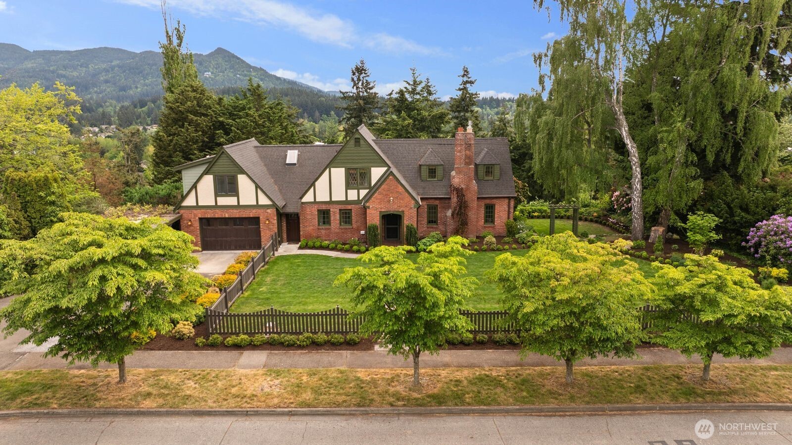 1720 Knox Avenue Bellingham WA 98225