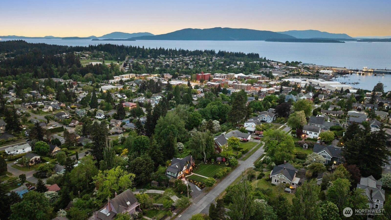 1720 Knox Avenue Bellingham WA 98225