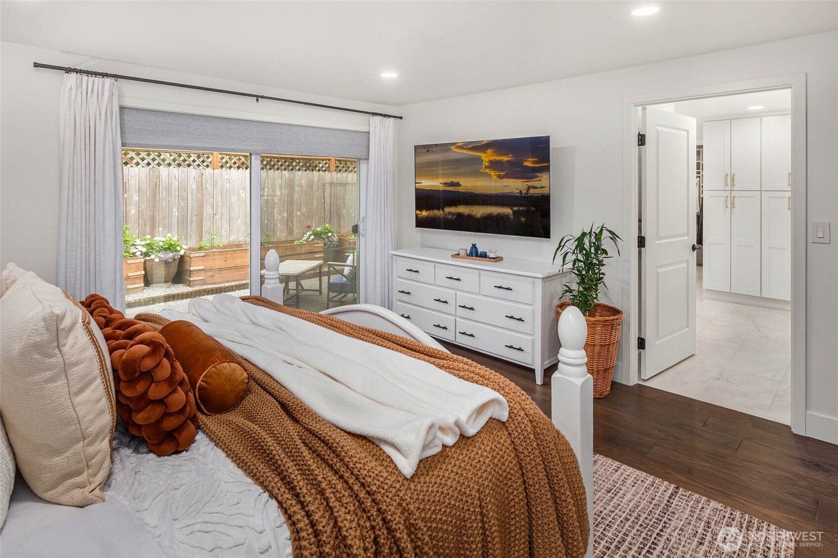 51 Glacier Key Bellevue WA 98006
