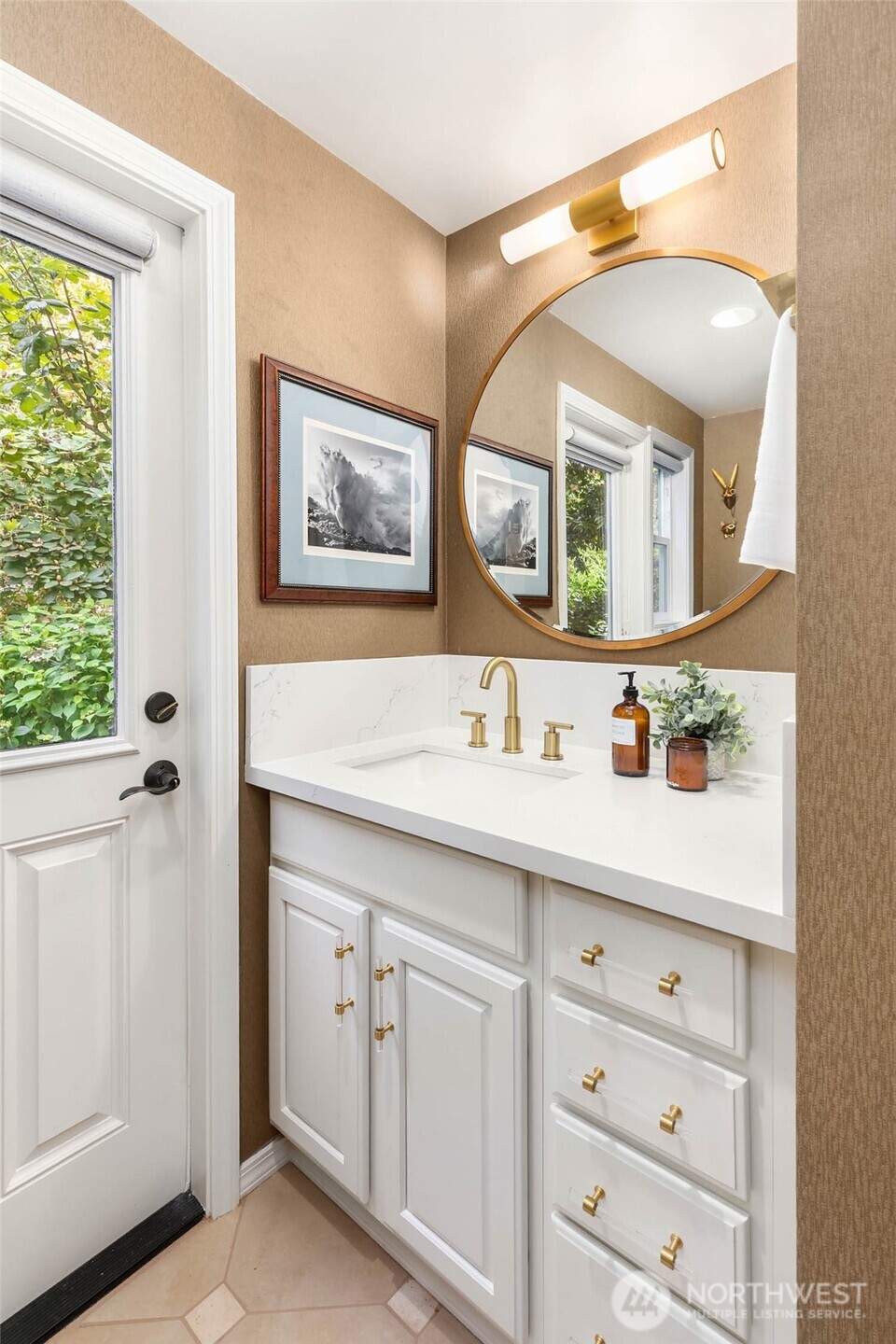 51 Glacier Key Bellevue WA 98006