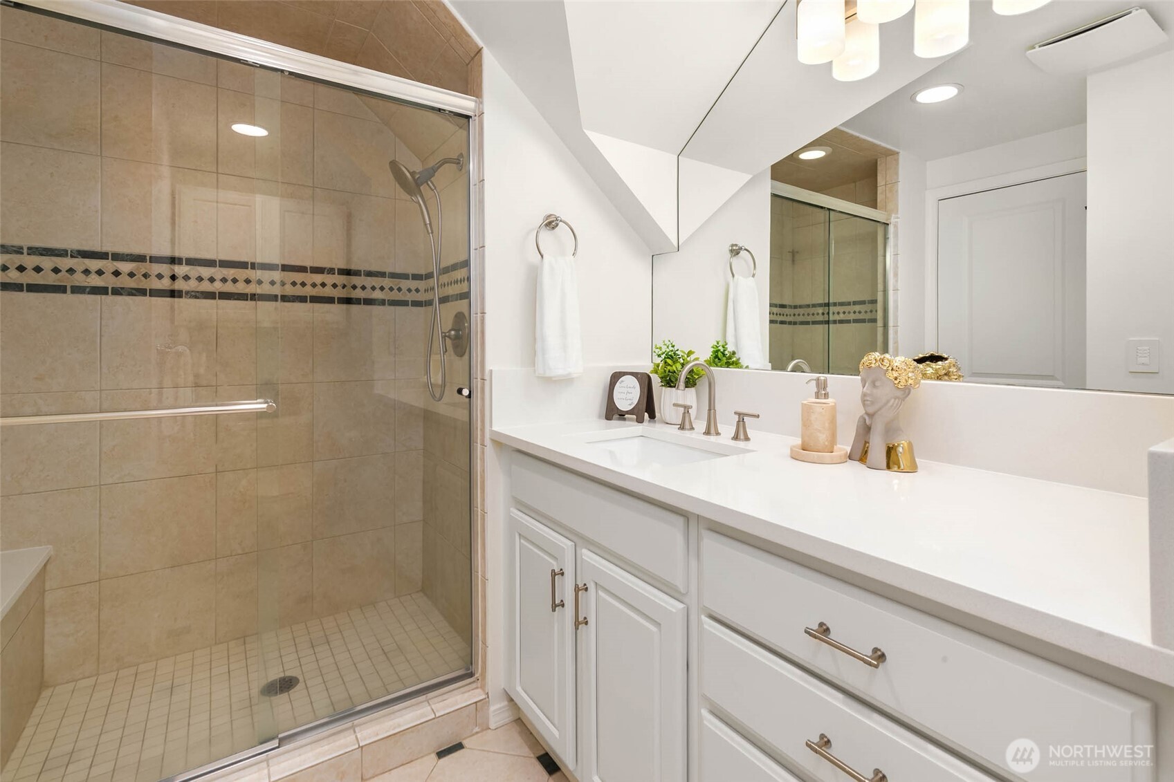 51 Glacier Key Bellevue WA 98006