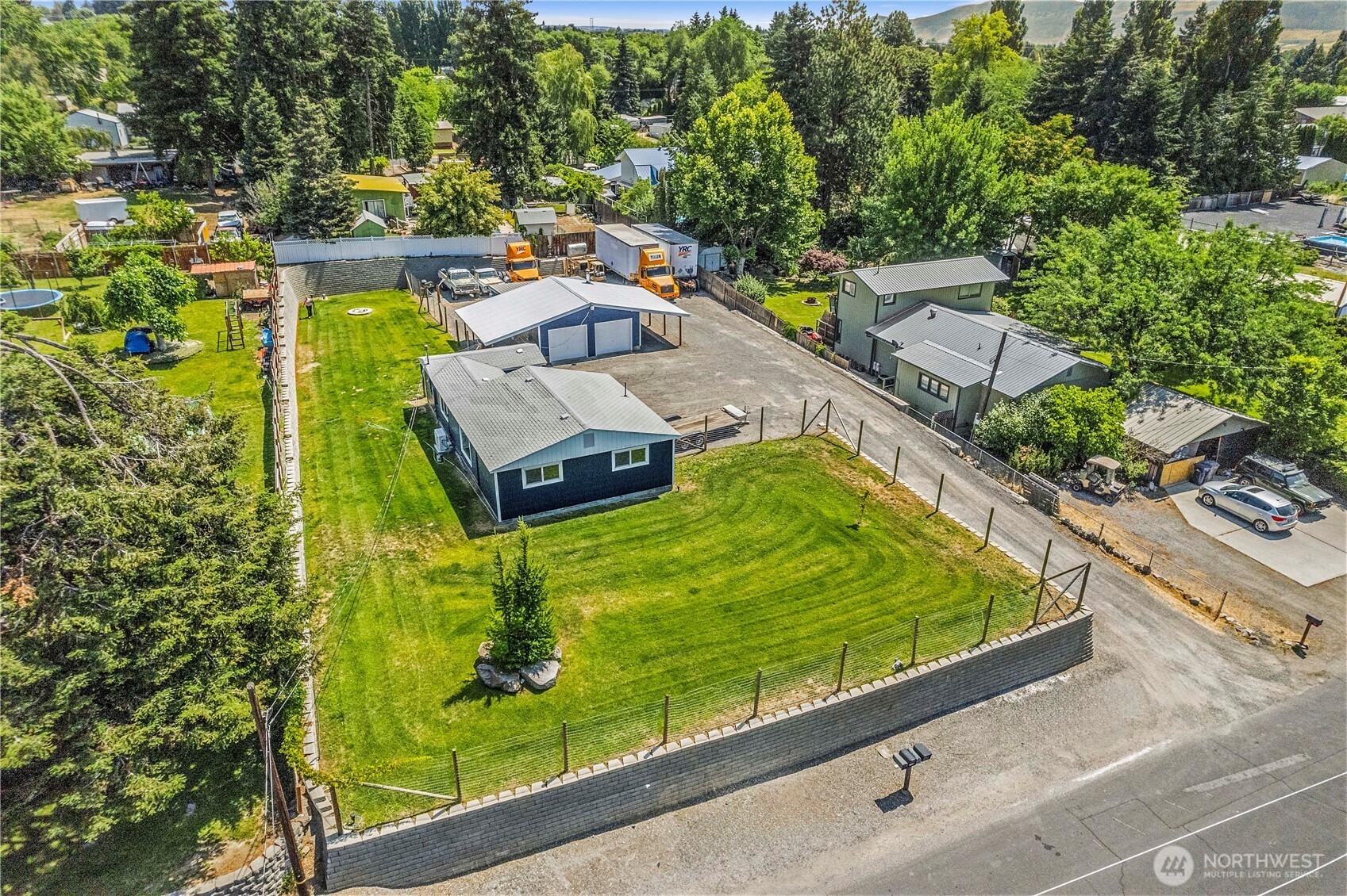 143 N June Avenue East Wenatchee WA 98802