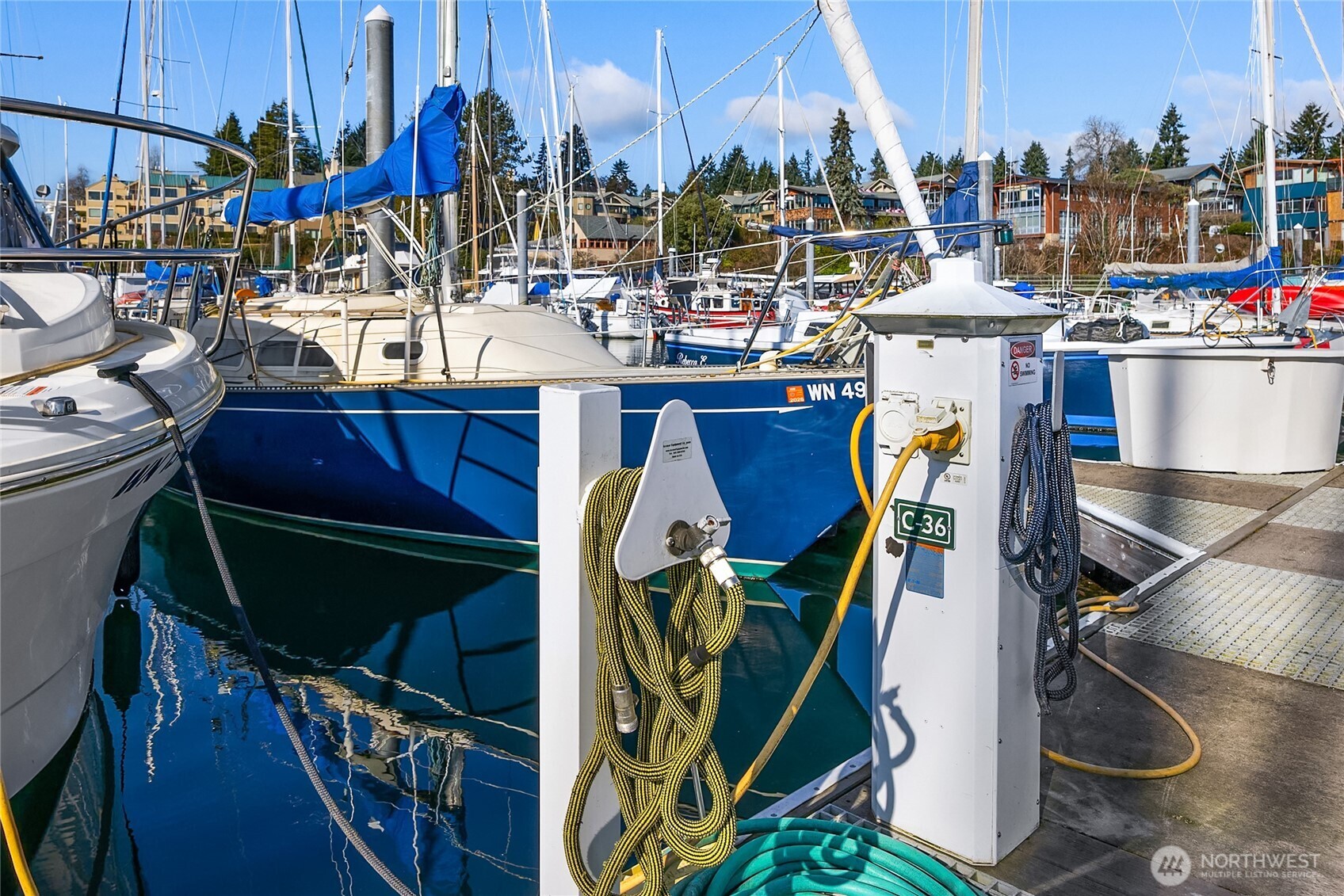 141 Parfitt Way SW Bainbridge Island WA 98110