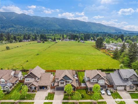 1503 Glacier Avenue SE North Bend WA 98045
