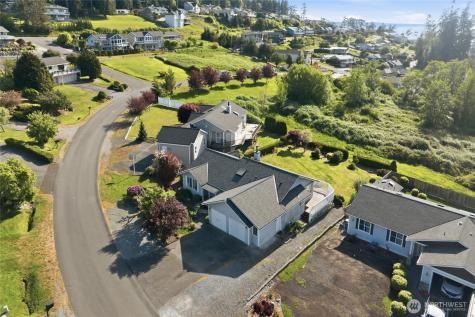 752 Sandstone Lane Camano Island WA 98282