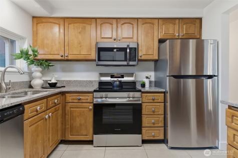6123 NE 185th Street Kenmore WA 98028