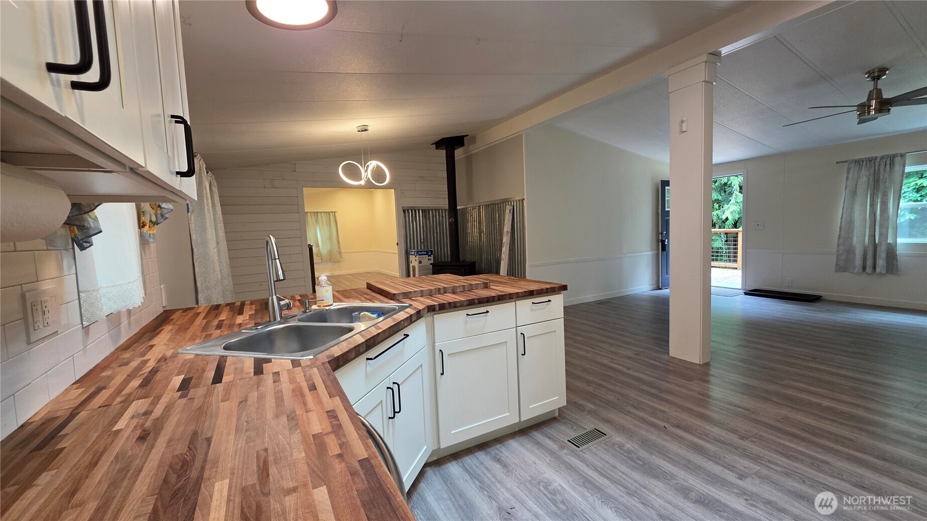 5170 Phillips Road SE Port Orchard WA 98366