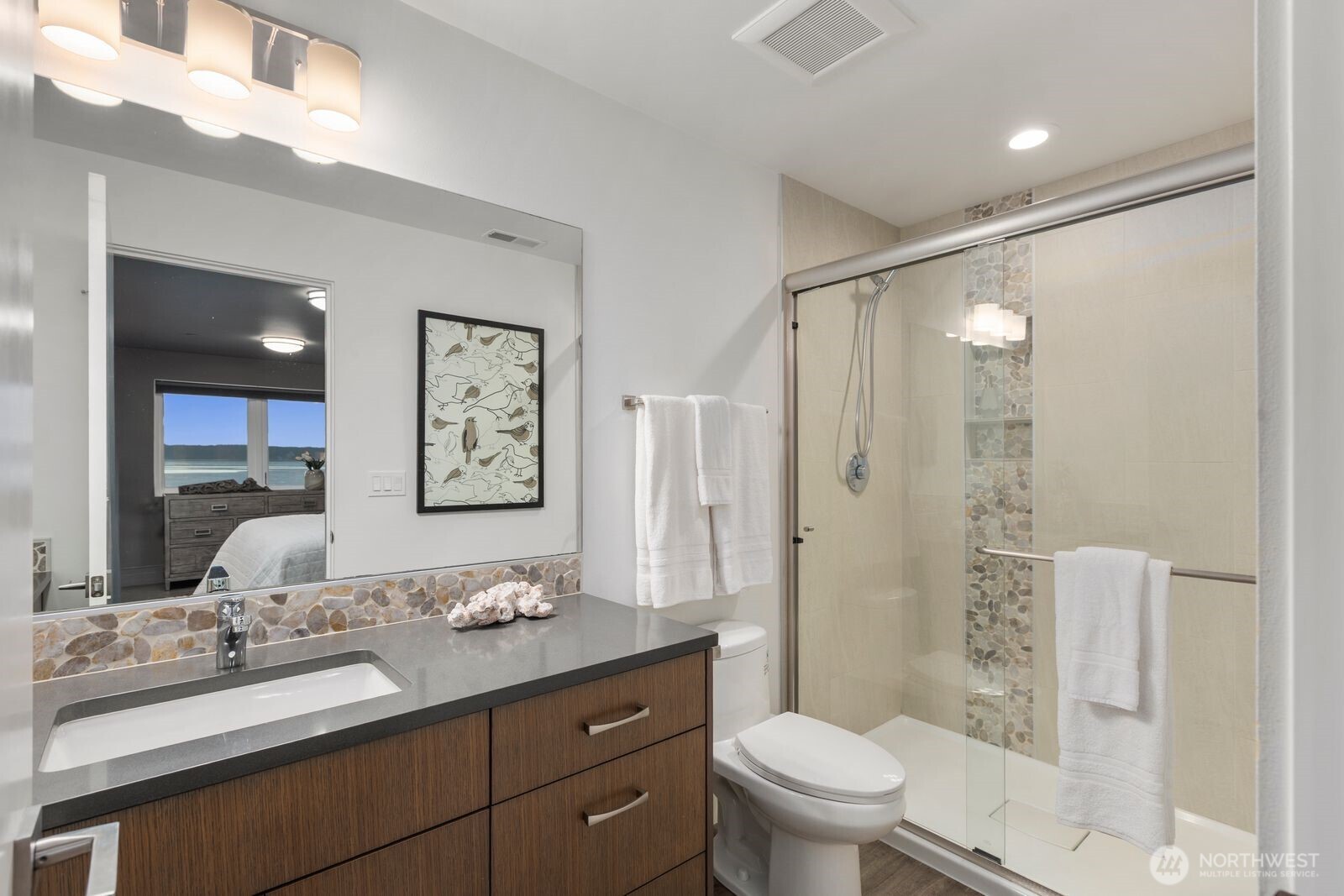 18051 Normandy Terrace SW Normandy Park WA 98166