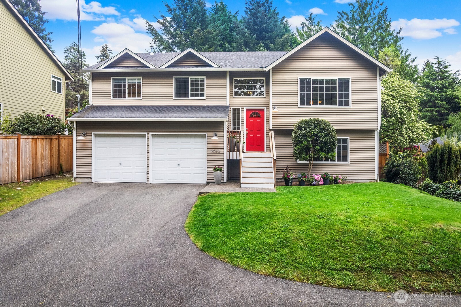 4035 NE 110th Street Seattle WA 98125