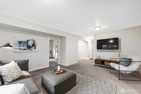 4035 NE 110th Street Seattle WA 98125
