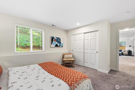 4035 NE 110th Street Seattle WA 98125