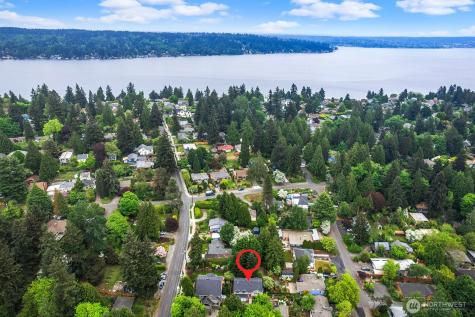 4035 NE 110th Street Seattle WA 98125