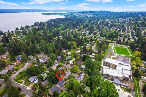 4035 NE 110th Street Seattle WA 98125