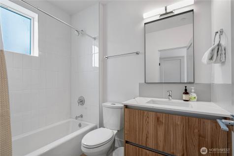 1300 E Remington Court Seattle WA 98122