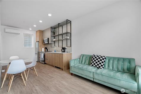 1300 E Remington Court Seattle WA 98122