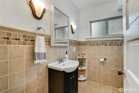 4211 N 24th Street Tacoma WA 98406