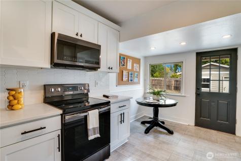 4211 N 24th Street Tacoma WA 98406
