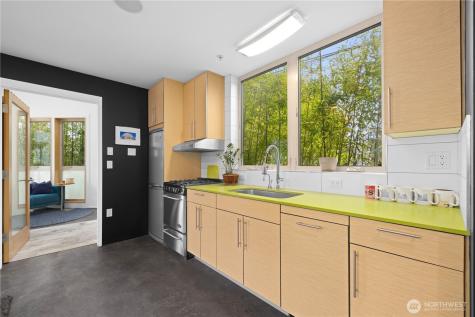 2331 E Madison Street Seattle WA 98112