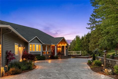 6521 Upper Peoh Point Road Cle Elum WA 98922