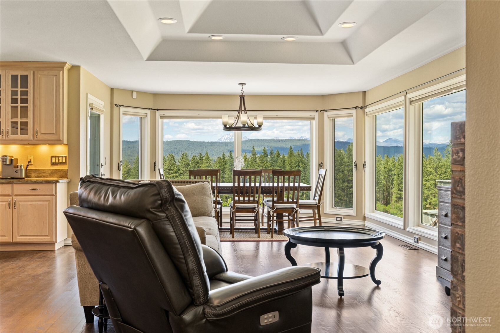 6521 Upper Peoh Point Road Cle Elum WA 98922