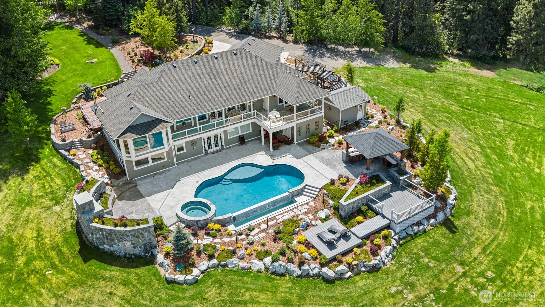 6521 Upper Peoh Point Road Cle Elum WA 98922