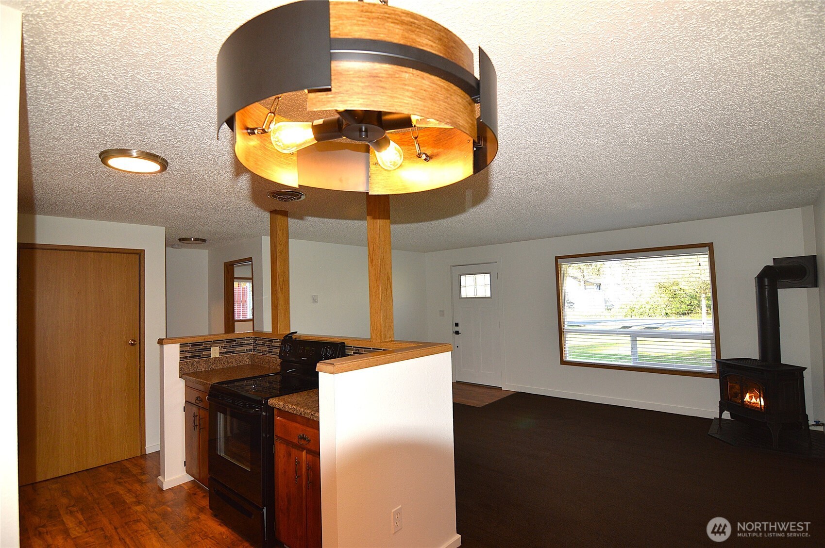 895 Wawona Avenue SW Ocean Shores WA 98569