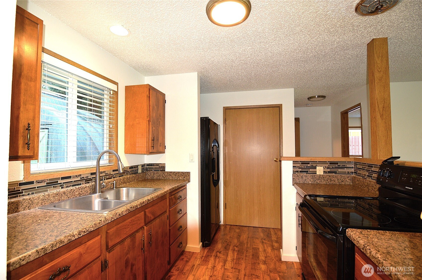 895 Wawona Avenue SW Ocean Shores WA 98569