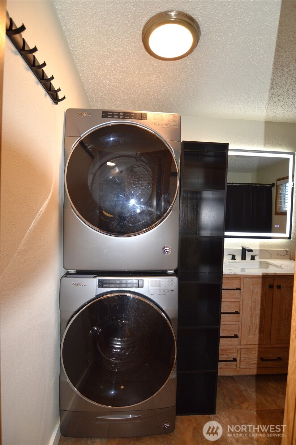 895 Wawona Avenue SW Ocean Shores WA 98569