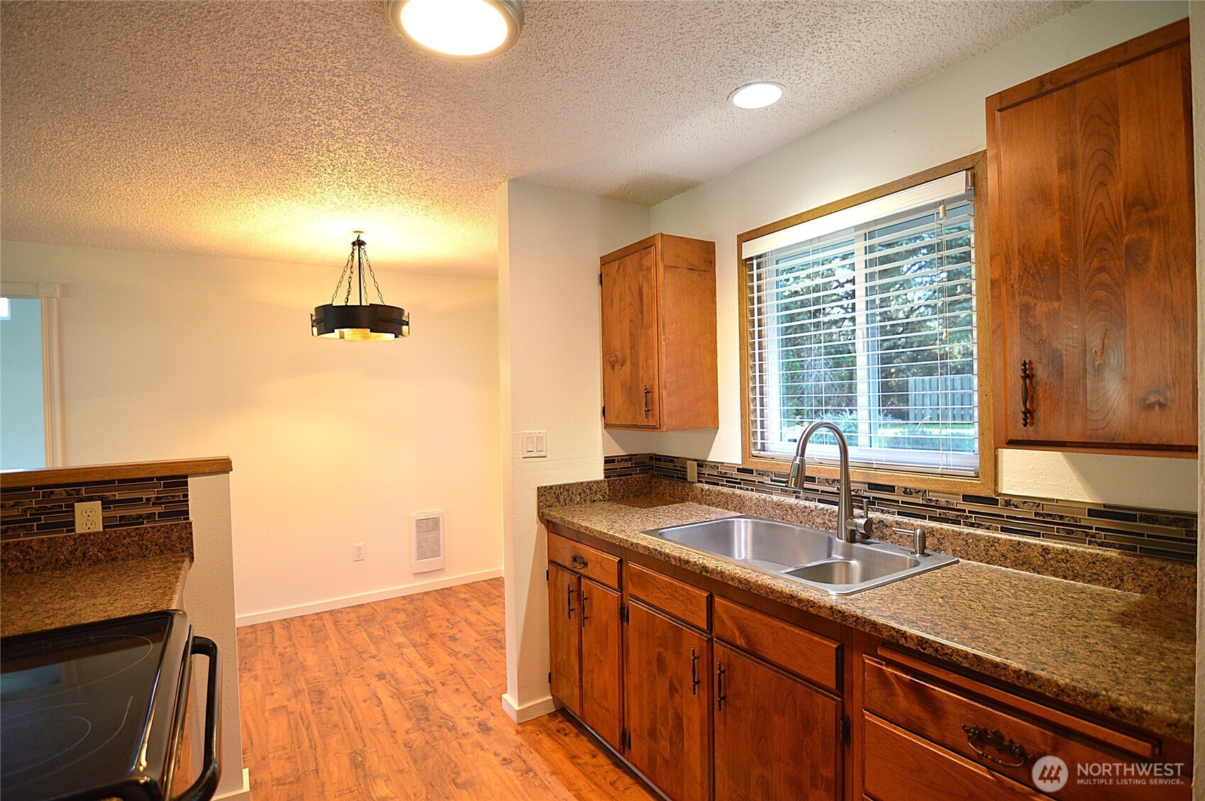 895 Wawona Avenue SW Ocean Shores WA 98569