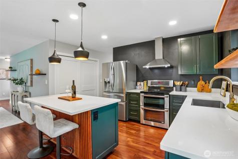 8008 S 122nd Street Seattle WA 98178