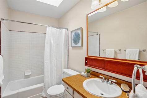 8008 S 122nd Street Seattle WA 98178