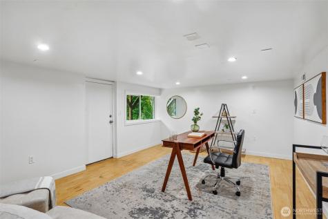 8008 S 122nd Street Seattle WA 98178