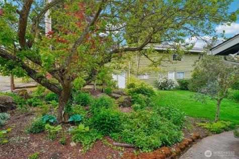8008 S 122nd Street Seattle WA 98178