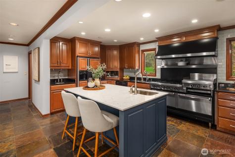26319 NE 34th Street Redmond WA 98053